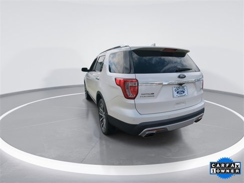 Used 2017 Ford Explorer Platinum image 6