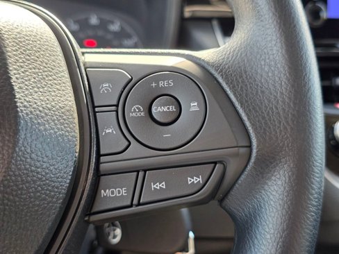 New 2025 Toyota Corolla LE image 27