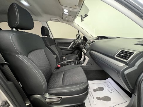 Used 2018 Subaru Forester 2.5i image 9