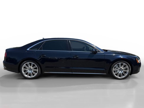 Used 2012 Audi A8 L 4.2 image 6