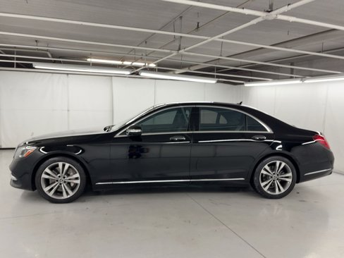 Used 2019 Mercedes-Benz S 450 Sedan image 2