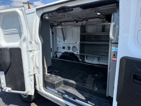 Used 2019 Ford Transit 250 130 Low Roof image 20