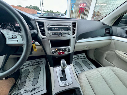 Used 2011 Subaru Outback 2.5i image 14