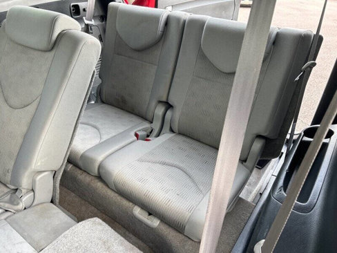 Used 2009 Toyota RAV4 4WD w/ 3rd Row image 15