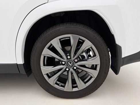 Used 2023 Lexus UX 250h F Sport image 32