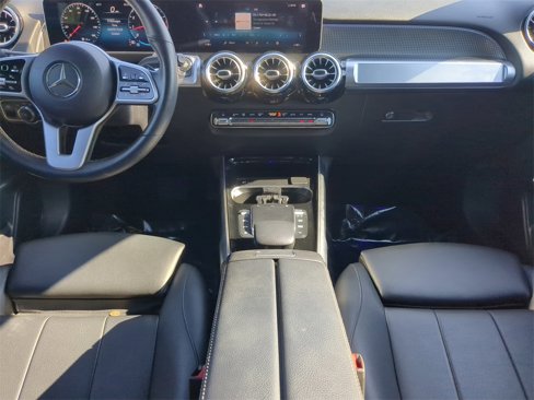 Used 2021 Mercedes-Benz GLB 250 w/ Premium Package image 15