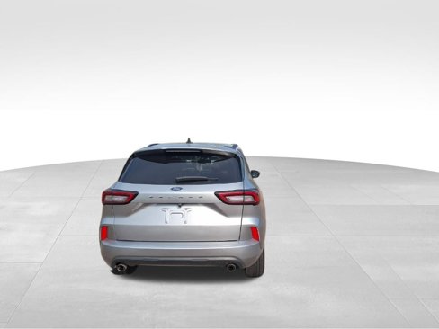 Used 2023 Ford Escape ST-Line image 9