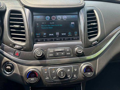Used 2018 Chevrolet Impala LT image 49