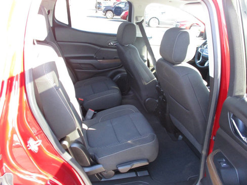 Used 2023 GMC Acadia SLE w/ Driver Convenience Package image 14