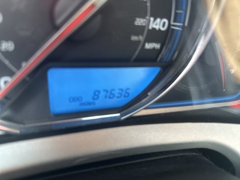 Used 2015 Toyota RAV4 Limited image 2