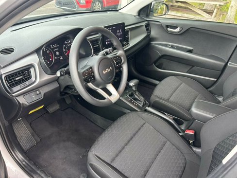 Used 2023 Kia Rio S w/ Technology Package image 3
