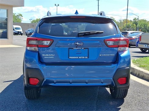 Used 2020 Subaru Crosstrek 2.0i Premium w/ Moonroof Package 2 image 5