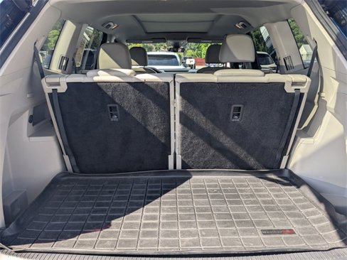 Used 2019 Volkswagen Atlas SEL R-Line image 11