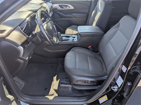 Used 2022 Chevrolet Traverse LT image 10