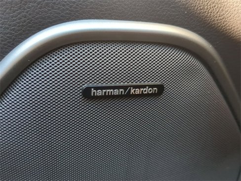 Used 2018 Jeep Grand Cherokee Overland image 29