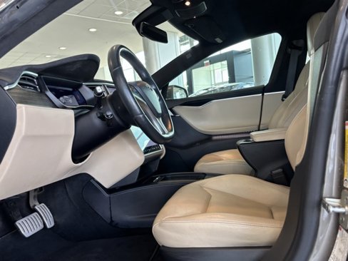 Used 2016 Tesla Model S P90D image 21