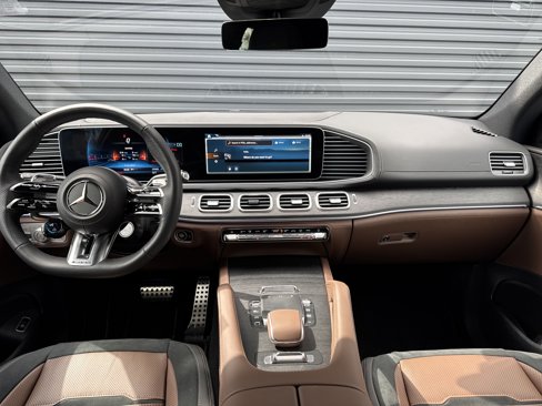 Used 2025 Mercedes-Benz GLE 53 AMG 4MATIC Coupe image 11