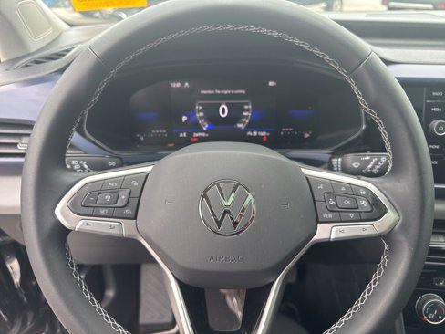 Used 2023 Volkswagen Taos SE image 18