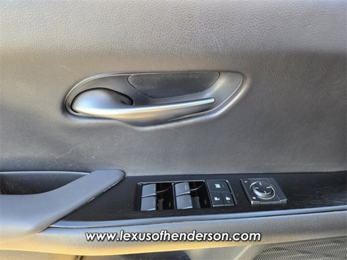 Used 2019 Lexus UX 200 F Sport image 22
