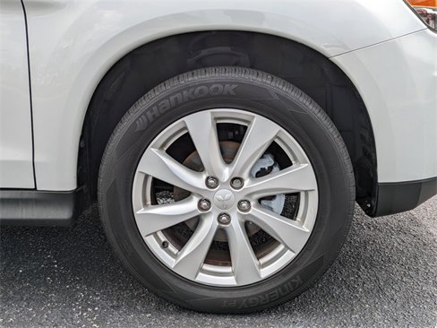 Used 2013 Mitsubishi Outlander Sport SE image 11