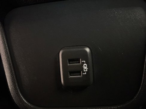 Used 2023 Chevrolet Equinox LT image 21