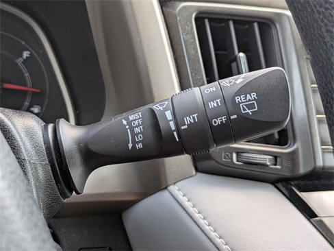Used 2013 Toyota RAV4 XLE image 30