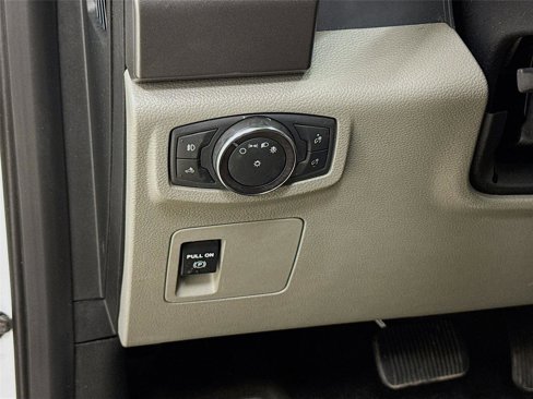 Used 2018 Ford F150 XLT image 10