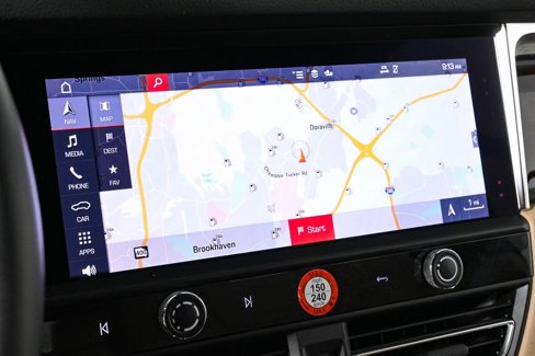 Certified 2022 Porsche Macan image 15