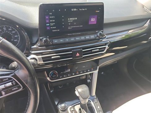Used 2023 Kia Seltos EX image 29