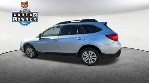Used 2019 Subaru Outback 2.5i Premium image 7