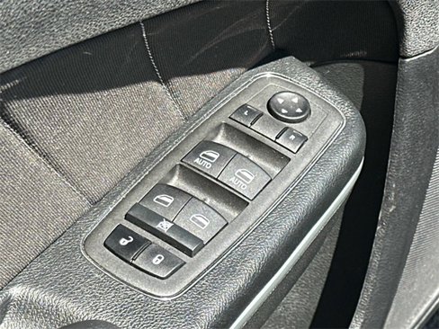 Used 2022 Dodge Charger SXT image 18