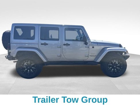 Used 2015 Jeep Wrangler Unlimited Sahara w/ Max Tow Package image 8