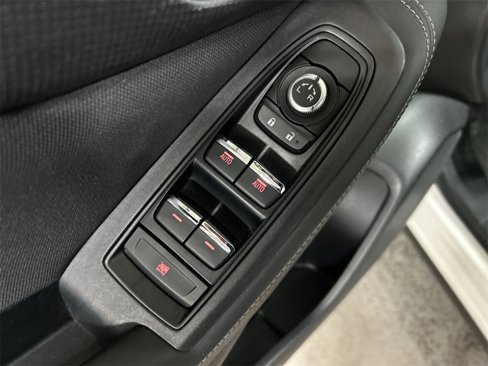Used 2019 Subaru Forester Premium w/ All-Weather Package image 16