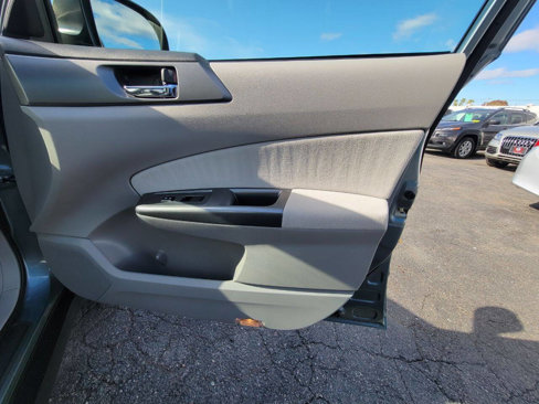 Used 2013 Subaru Forester 2.5X Limited image 20