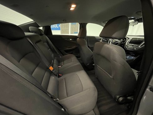 Used 2023 Chevrolet Malibu LT image 6
