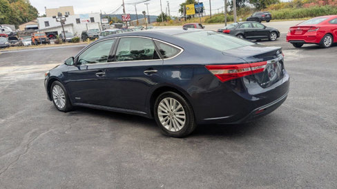Used 2014 Toyota Avalon XLE Touring image 17