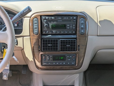 Used 2003 Ford Explorer Eddie Bauer image 19