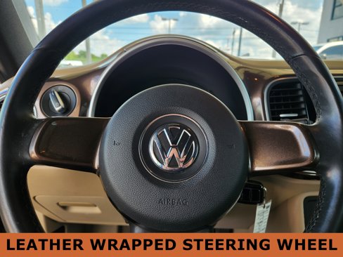 Used 2013 Volkswagen Beetle 2.5 image 2