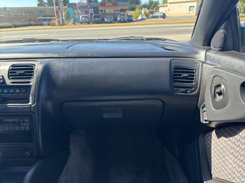 Used 1999 Subaru Legacy Wagon image 11