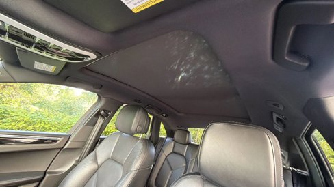 Used 2018 Porsche Macan S image 34