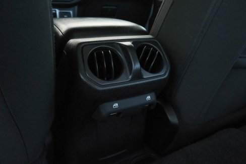 Used 2018 Jeep Wrangler Unlimited Sport S image 26