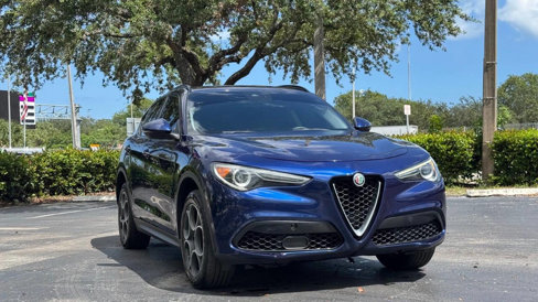 Used 2018 Alfa Romeo Stelvio Sport w/ Quick Order Package 22J Sport image 3