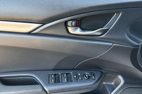 Used 2019 Honda Civic Sport image 11