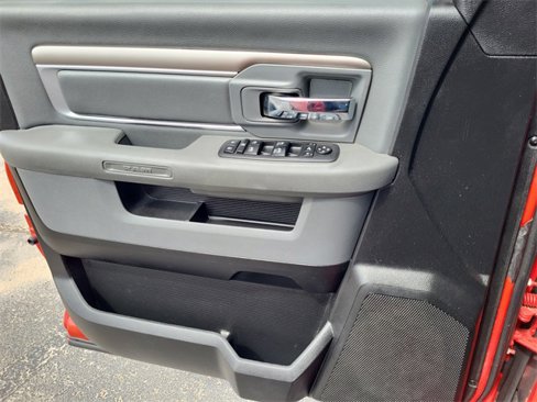Used 2019 RAM 1500 Big Horn image 18