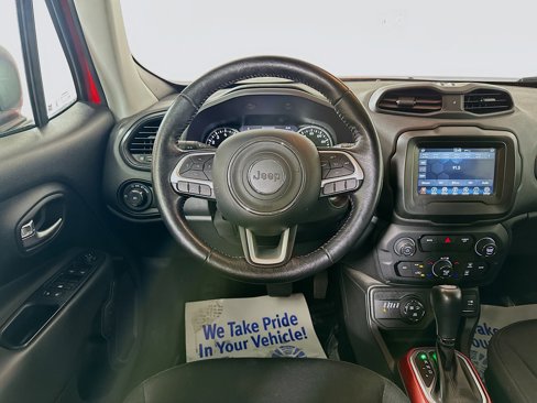 Used 2018 Jeep Renegade Trailhawk w/ Cold Weather Group II image 20