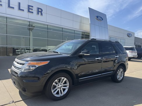 Used 2015 Ford Explorer XLT w/ Equipment Group 202B image 3