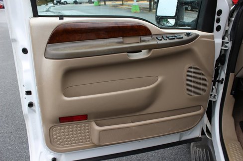 Used 2004 Ford F350 Lariat image 14