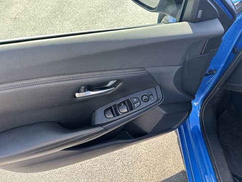 Used 2023 Nissan Sentra SV image 24