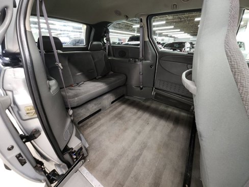 Used 2005 Dodge Grand Caravan SE w/ Popular Equipment Group I image 17