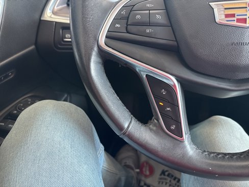 Used 2017 Cadillac XT5 Luxury image 15